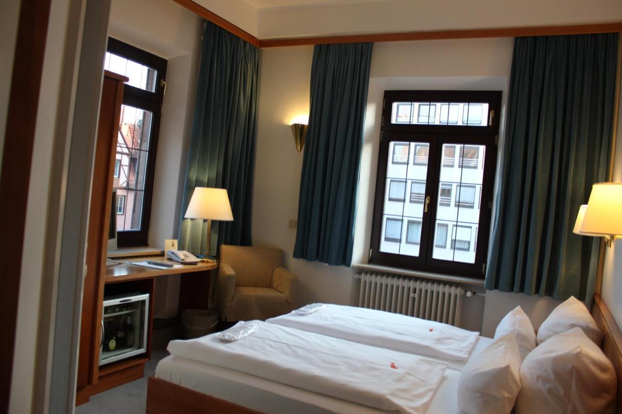 נירנברג Hotel Deutscher Kaiser חדר תמונה